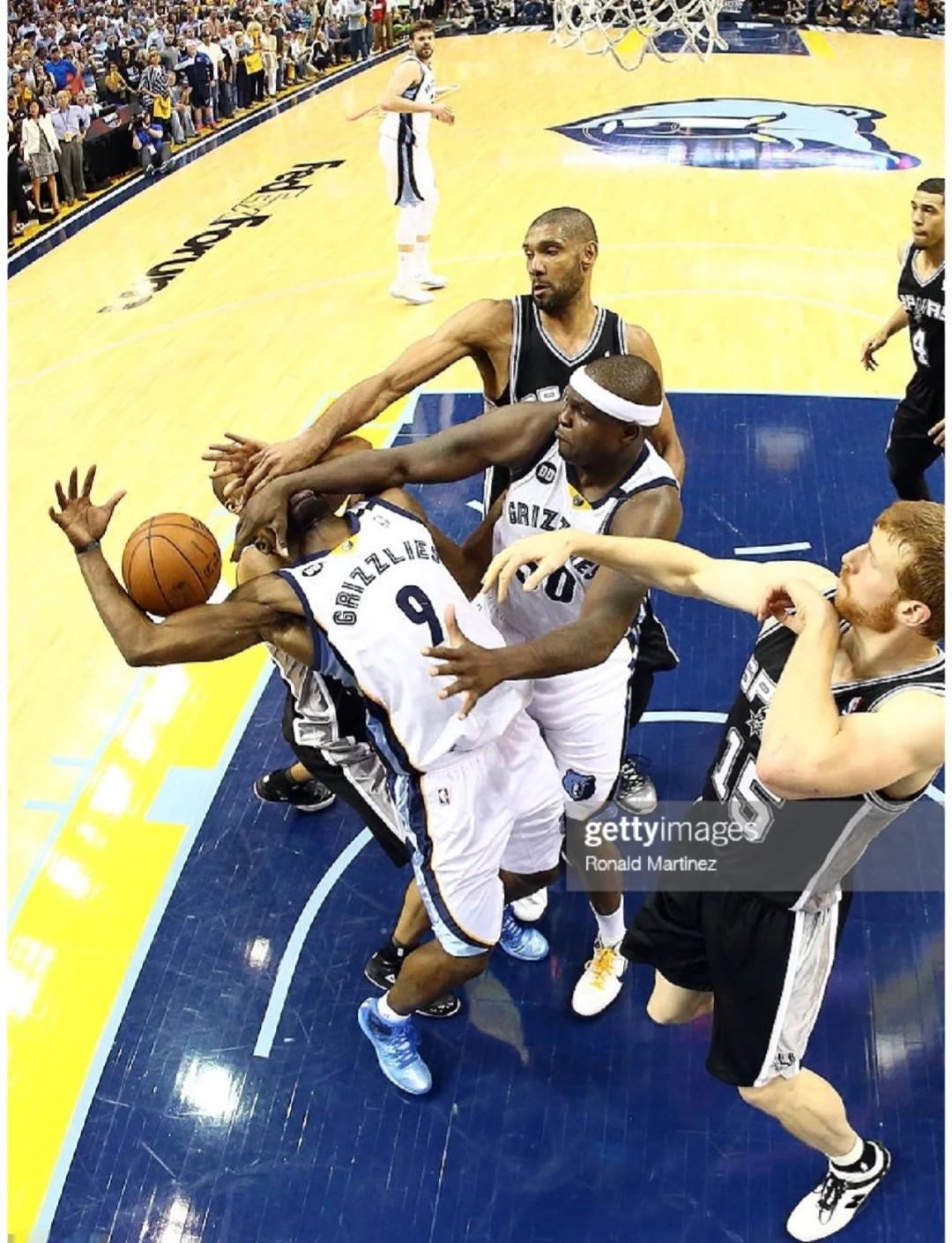 十年前的西班牙U18锦标冠军今何在：奥亚、西蒙在列，5人退役（十年前西班牙U18冠军队现状盘点：奥亚、西蒙在列，5人已退役）