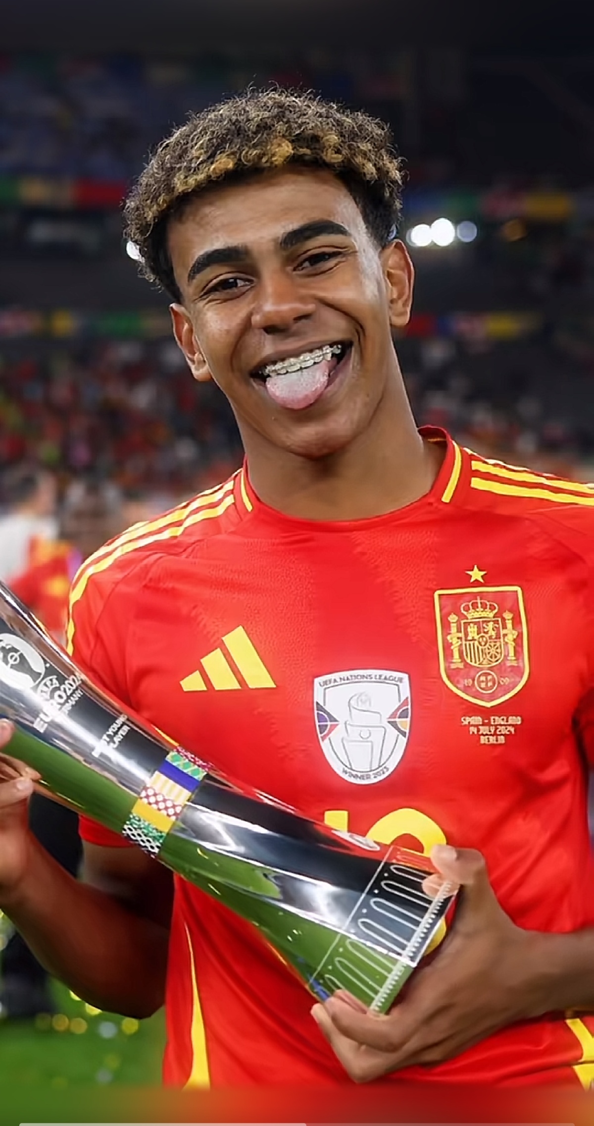 若日尼奥代表弗拉门戈赢下南美解放者杯，生涯再添重要冠军（弗拉门戈问鼎南美解放者杯，若日尼奥生涯再添重磅冠军）