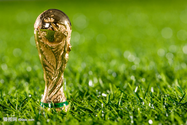 首尔主帅：林加德告别战让我感到不舍，如今我们已心灵相通（首尔主帅谈林加德告别战：虽有不舍，如今彼此心有灵犀）