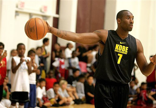 华夏幸福旧将许小龙：金元时代单场三、五百万的奖金很常见（华夏幸福前将许小龙谈金元时代：单场拿三五百万元奖金并不罕见）