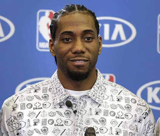 马丁内斯：C罗仍是关键球员，有他在的葡萄牙会更强大（马丁内斯：C罗依旧是核心，他在阵中葡萄牙更强大）