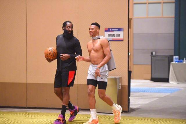 韩足晚报（2025.11.30）大邱FC悲情降入K2联赛（韩足晚报（2025.11.30）：大邱FC遗憾降级至K2联赛）