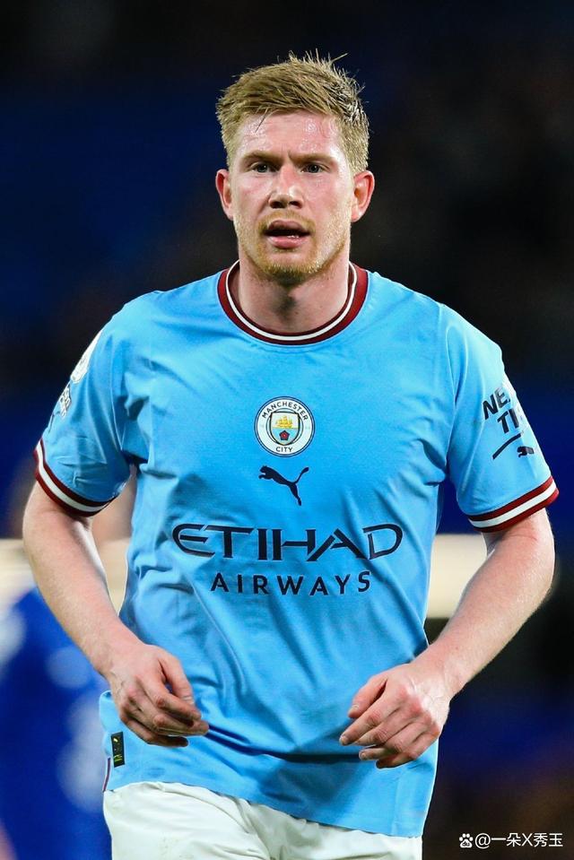 法比奥庆祝足协杯夺冠：将永远存在的时刻，一切荣耀归于上帝（法比奥庆祝足协杯夺冠：此刻永恒，荣耀皆归上帝）