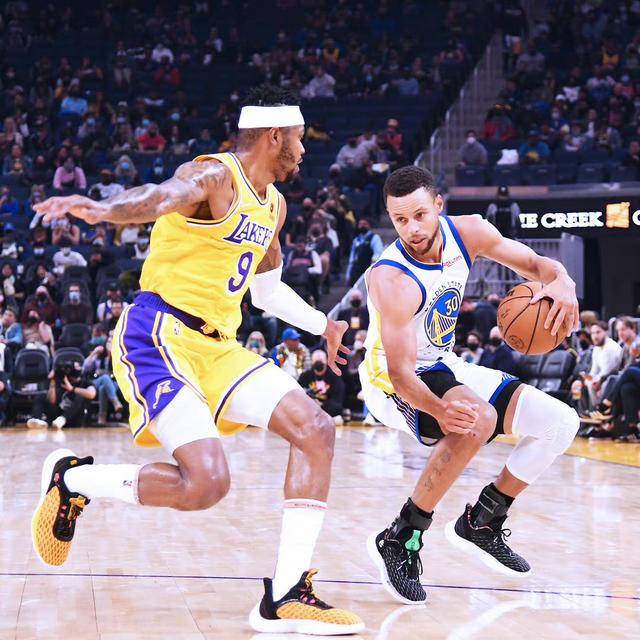 每体：桑托斯欠290万欧无力偿还，巴萨或借此机会锁定苏扎（每体：桑托斯拖欠290万欧难偿，巴萨或趁机锁定苏扎）