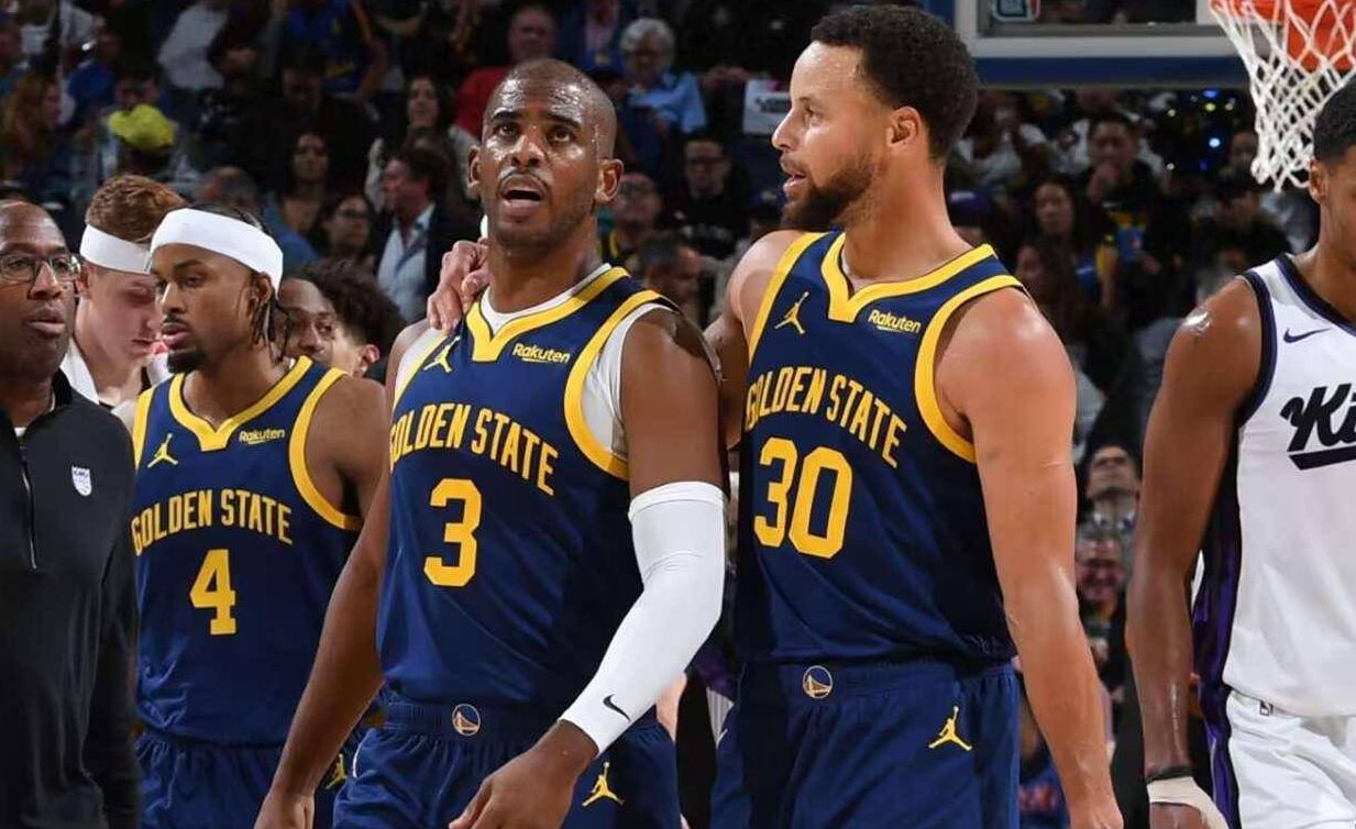 球迷票选最受欢迎球星前十（球迷投票选出人气球星十强）