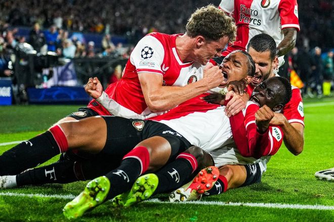 湖人浓眉哥篮下统治力助球队连胜（浓眉统治禁区，助湖人豪取连胜）